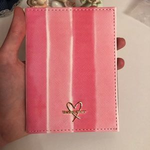 BRAND NEW Victoria’s Secret Passport Case